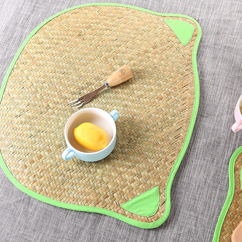 Table Mat Miếng lót bàn ăn cói hình gấu - lót bàn ăn mây tre